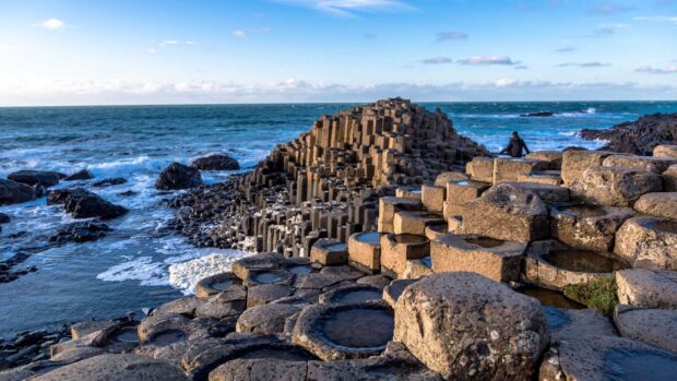 The Giants Causeway features unique hexagonal basalt columns on the coast, HD Desktop Wallpaper