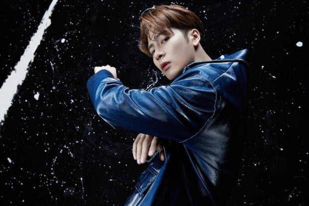 Jackson Wang Wallpapers posing against a dark speckled background, HD Desktop Wallpaper