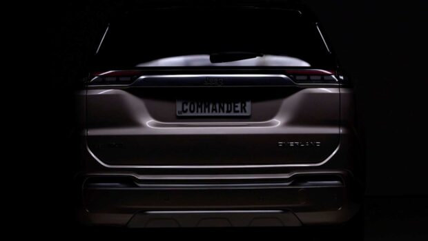 The Jeep Commander rear view highlights its sleek design and tail lights, HD Desktop Wallpaper
