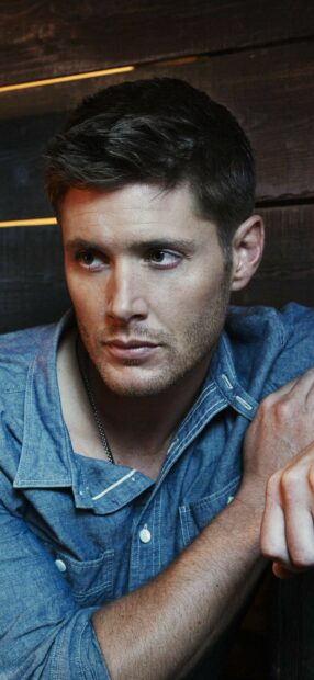 Jensen Ackles wears a denim shirt while looking thoughtfully to the side, HD Phone Wallpaper