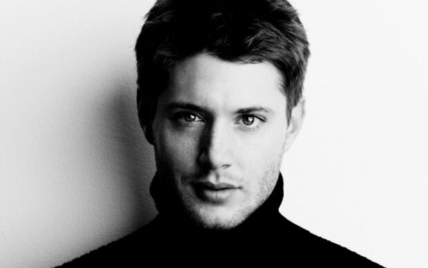 Jensen Ackles wallpapers show a close up black and white portrait, HD Desktop Wallpaper