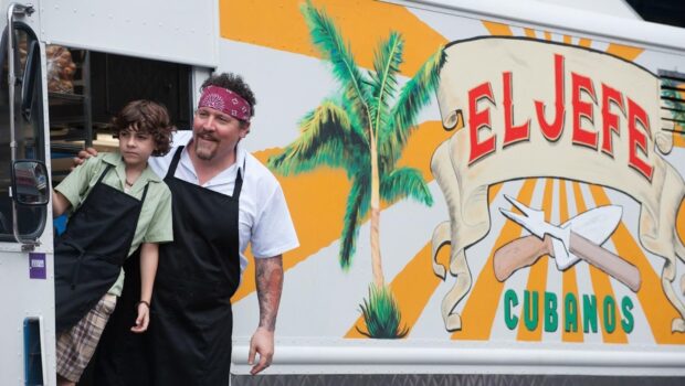 Jon Favreau stands by a food truck with a young helper wearing matching aprons, HD Desktop Wallpaper