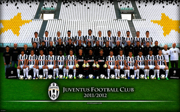 The Juventus Football Club squad from the 2011 2012 season is posing on the field, HD Desktop Wallpaper