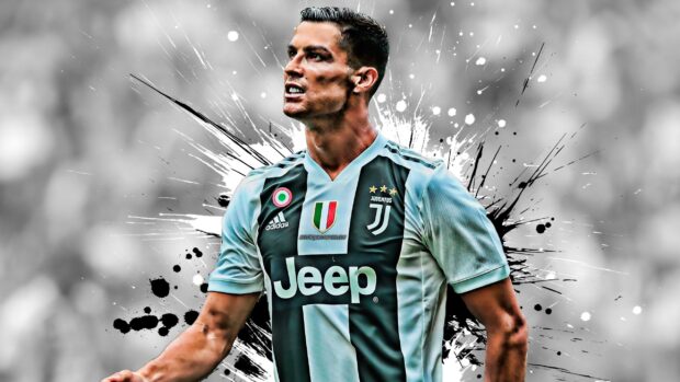 Cristiano Ronaldo shows focus wearing Juventus jersey, 2K Desktop Wallpaper