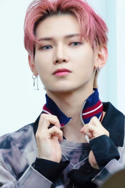 Kang Yeo Sang Wallpapers showing a close up portrait with pink hair and stylish outfit, HD Phone Wallpaper