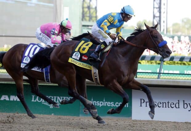 Two jockeys compete in the Kentucky Derby horse race, HD Desktop Wallpaper