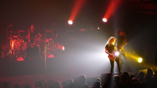 Layne Staley wallpapers showing a live concert with vibrant lighting effects, HD Desktop Wallpaper