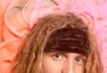 A close up of Layne Staley wearing a headband and gloves with detailed dreadlocks, HD Mobile Wallpaper
