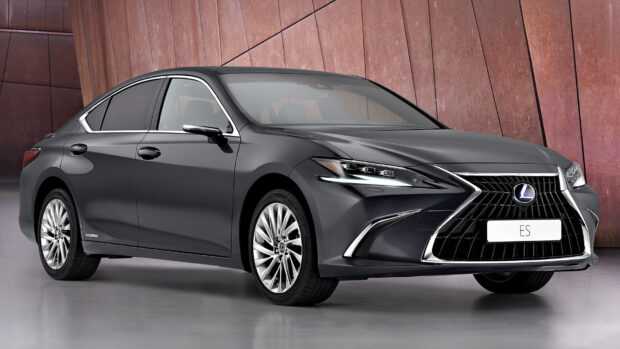 A black Lexus ES car with modern headlights and elegant lines, HD Desktop Wallpaper