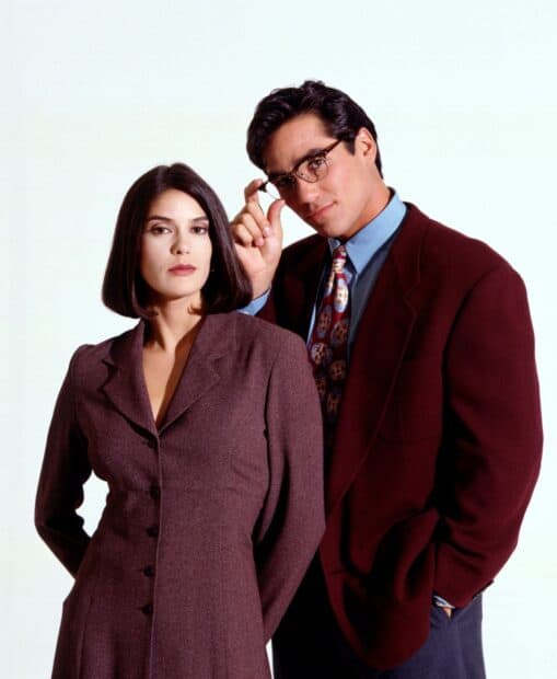 Lois and Clark The New Adventures Of Superman wallpapers show main characters in formal wear, HD Desktop Wallpaper