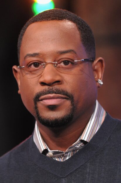 A close up portrait of Martin Lawrence wearing glasses and a striped shirt, 2K Phone Wallpaper