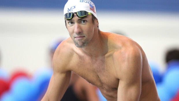 Michael Phelps is preparing for the swimming competition with intense focus, HD Desktop Wallpaper