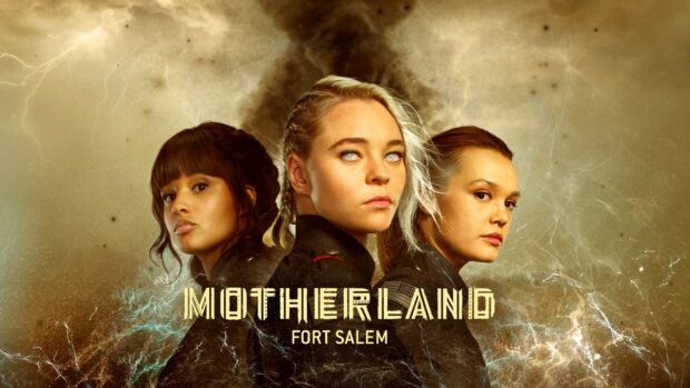 The Motherland Fort Salem tv series shows three women standing back to back, HD Desktop Wallpaper