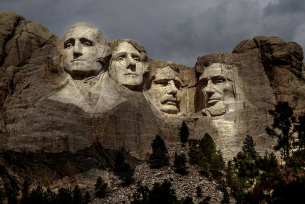 The Mount Rushmore monument features the carved faces of four presidents in granite rock, HD Desktop Wallpaper