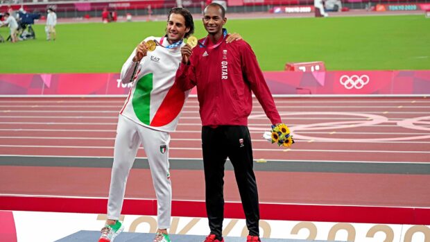 Mutaz Essa Barshim celebrates with fellow athlete holding gold medals at Tokyo Olympics, HD Desktop Wallpaper