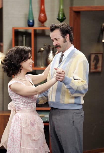 A man and woman are dancing closely with smiles in a cozy room scene from My Name Is Earl Tv Series, 2K Desktop Wallpaper