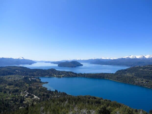 Nahuel Huapi offers a stunning view of the lake surrounded by mountains, HD Desktop Wallpaper