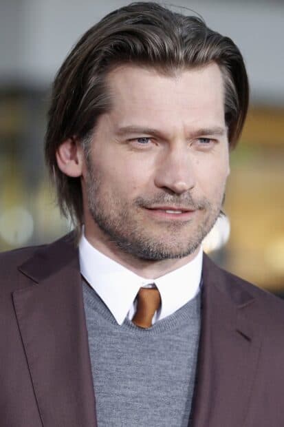 Nikolaj Coster Waldau is wearing a suit and tie in this close up portrait, HD Mobile Wallpaper