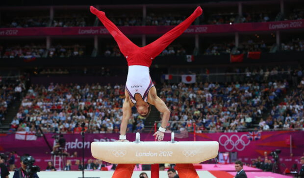 A gymnast performs a pommel horse routine at the London 2012 Olympics, HD Desktop Wallpaper