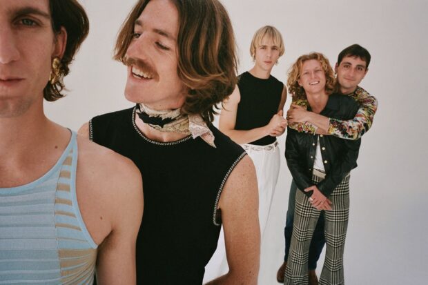 Parcels Band members posing together in stylish outfits, HD Desktop Wallpaper