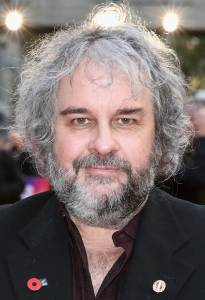 Peter Jackson with grey hair and beard at an event, HD Desktop Wallpaper