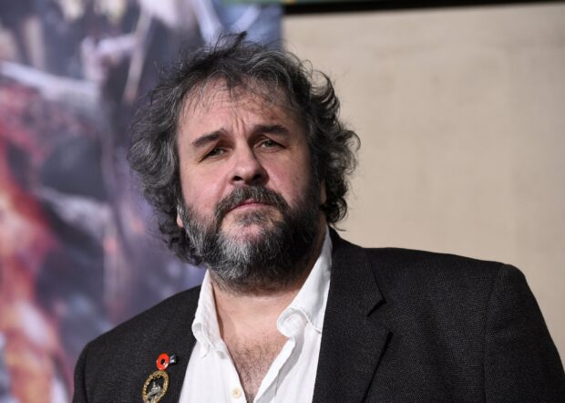 Peter Jackson looks thoughtful at an event, HD Desktop Wallpaper