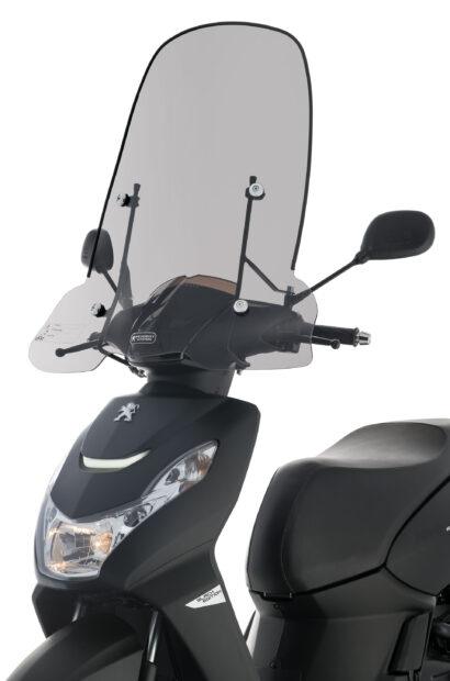 A black Peugeot Kisbee scooter with a large windscreen and detailed front design, 2K Mobile Wallpaper