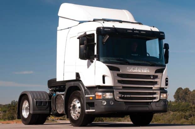 A white Scania truck is parked outdoors under a clear blue sky, showcasing its bold design, Scania Wallpapers, HD Desktop Wallpaper