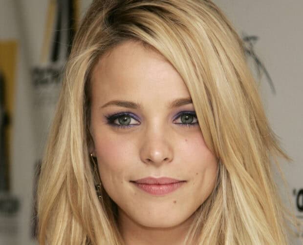 A close up portrait showing Rachel Mcadams with natural makeup and blonde hair, HD Phone Wallpaper