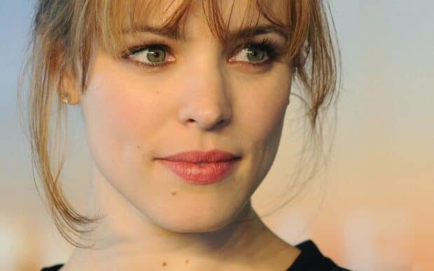 A close up portrait of Rachel Mcadams showing her thoughtful expression, HD Mobile Wallpaper