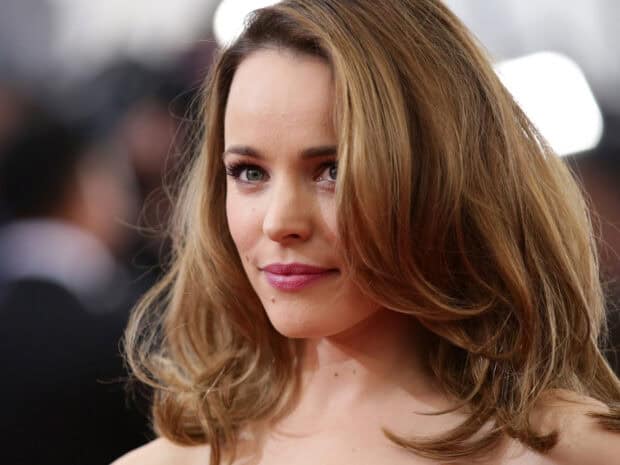 Rachel Mcadams wallpapers showing her smiling with soft curls and natural makeup, HD Mobile Wallpaper