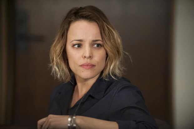 Rachel Mcadams looks thoughtful and focused in this portrait, HD Desktop Wallpaper