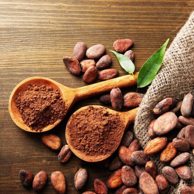 The cocoa powder and cocoa beans highlight the natural ingredients in Cocao Wallpapers, HD Phone Wallpaper