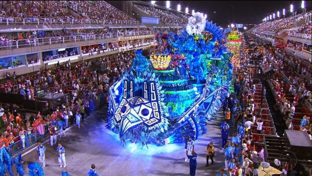 Rio De Janeiro carnival parade features vibrant costumes and large decorated floats, HD Desktop Wallpaper