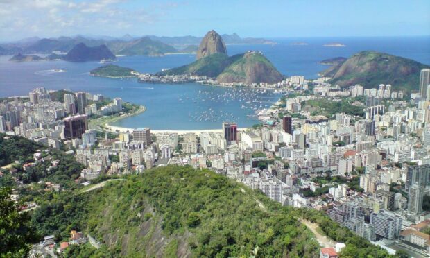 A panoramic view of Rio De Janerio showcases the city with its mountains and bay, HD Desktop Wallpaper