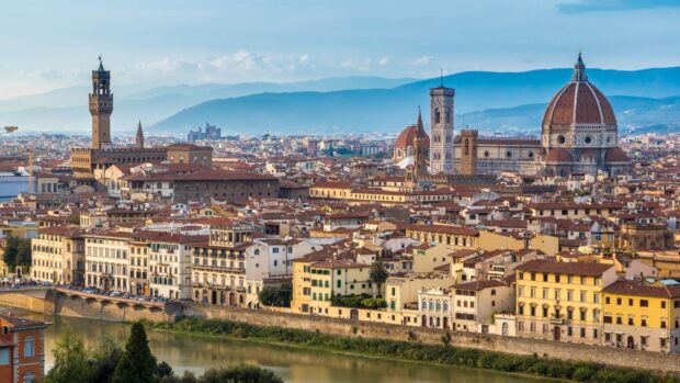 A panoramic view of the Rome skyline featuring historic towers and domes across the city, HD Desktop Wallpaper