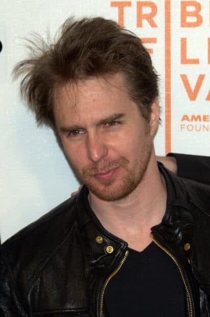 Sam Rockwell is wearing a black leather jacket at an event, HD Desktop Wallpaper