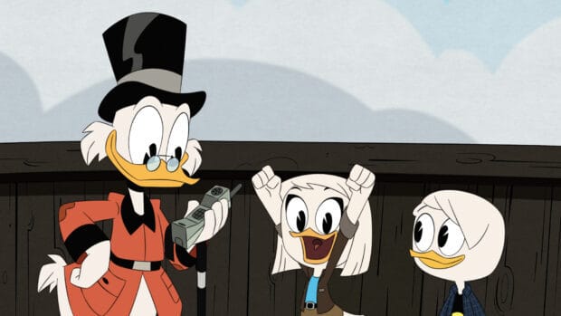 Scrooge Mcduck with two excited cartoon duck characters having a conversation, HD Desktop Wallpaper