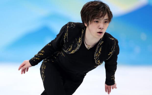 Shoma Uno concentrates during his figure skating routine, HD Desktop Wallpaper