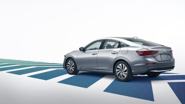 Showing its sleek rear design and aerodynamic body, Honda Insight Wallpapers, HD Desktop Wallpaper