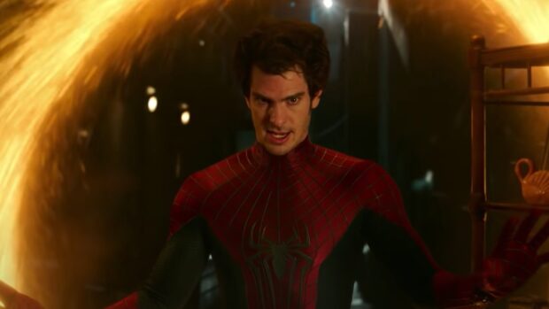 Spider Man Andrew Garfield delivers an intense expression in his suit, HD Desktop Wallpaper