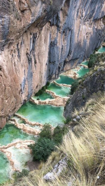 Terraced natural springs with turquoise water and rocky cliffs in Peru, HD Mobile Wallpaper