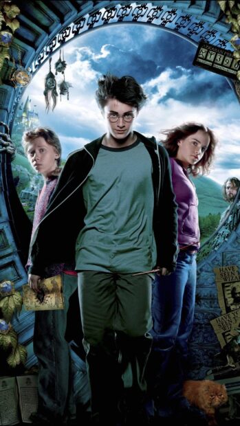 The Prisoner Of Azkaban characters stand together with a dark sky background, 2K Mobile Wallpaper