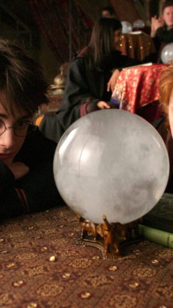 Harry and friends observe a misty crystal ball in a magical room, HD Phone Wallpaper