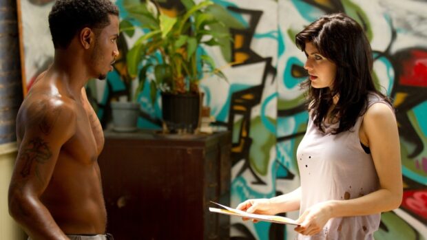 Trey Songz has an intense conversation with a woman in an urban setting, HD Desktop Wallpaper