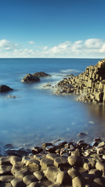 The Giants Causeway features hexagonal basalt columns along the coast, HD Mobile Wallpaper