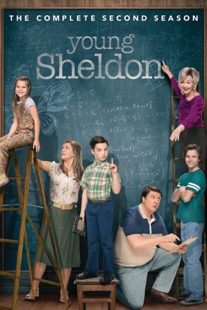 The Young Sheldon cast poses for a promotional photo in front of a chalkboard, HD Mobile Wallpaper