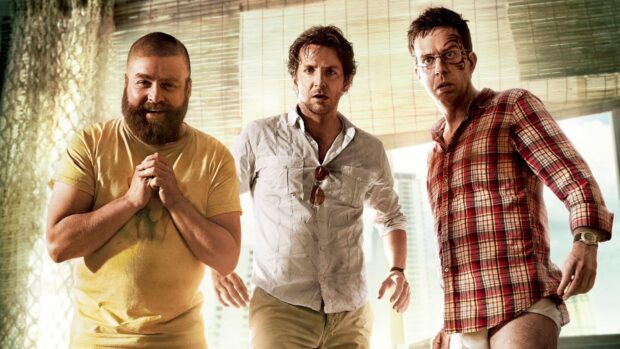 Zach Galifianakis with two men standing in a sunny room looking surprised, HD Desktop Wallpaper
