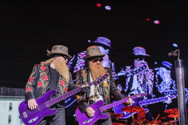 Two Zz Top members perform together wearing embroidered jackets and hats, HD Desktop Wallpaper