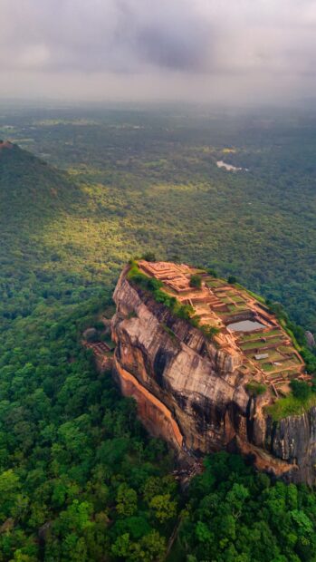 The ancient fortress stands surrounded by lush greenery in Sri Lanka Wallpapers, HD Phone Wallpaper